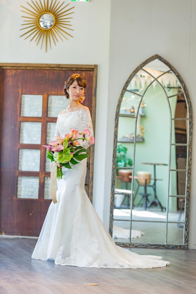 【生花】オーダーメイド/クラッチブーケ(グランアーム・グランラウンド)[セットプランClaire03] 【結婚式 フラワー 生花 ブーケ ブートニア オーダーメイド】