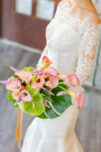 【生花】オーダーメイド/クラッチブーケ(グランアーム・グランラウンド)[セットプランClaire03] 【結婚式 フラワー 生花 ブーケ ブートニア オーダーメイド】