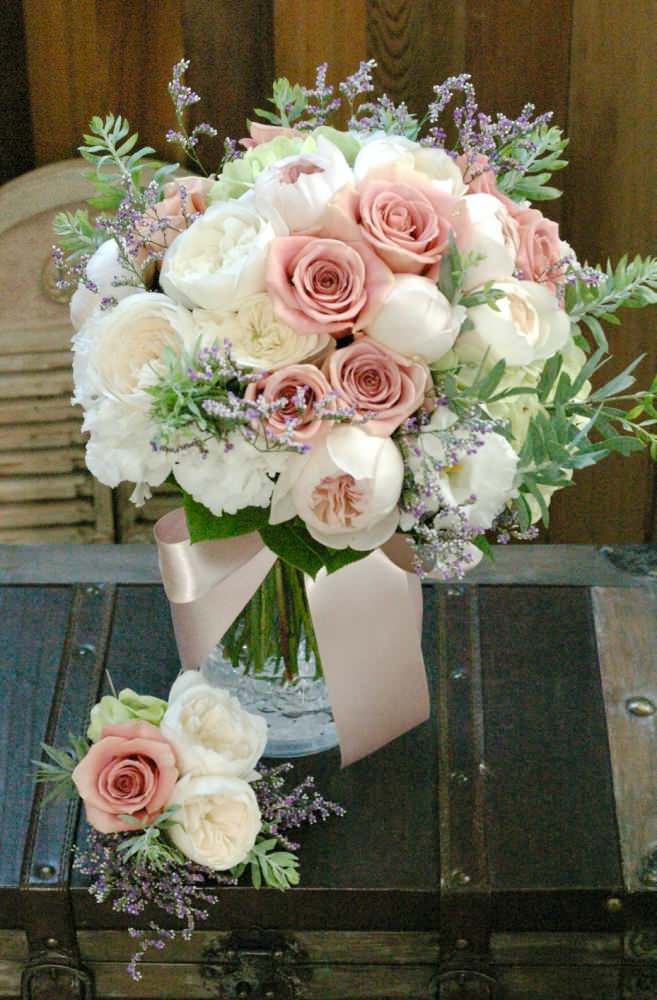 【生花】オーダーメイド/クラッチブーケ(グランアーム・グランラウンド)[セットプランClaire03] 【結婚式 フラワー 生花 ブーケ ブートニア オーダーメイド】