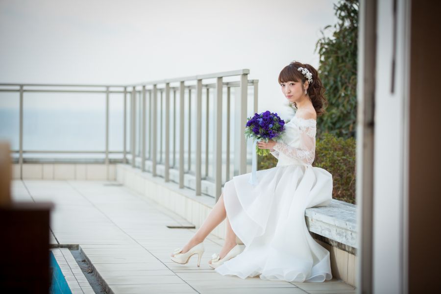 【生花】オーダーメイド/クラッチブーケ(グランアーム・グランラウンド)[セットプランClaire03] 【結婚式 フラワー 生花 ブーケ ブートニア オーダーメイド】