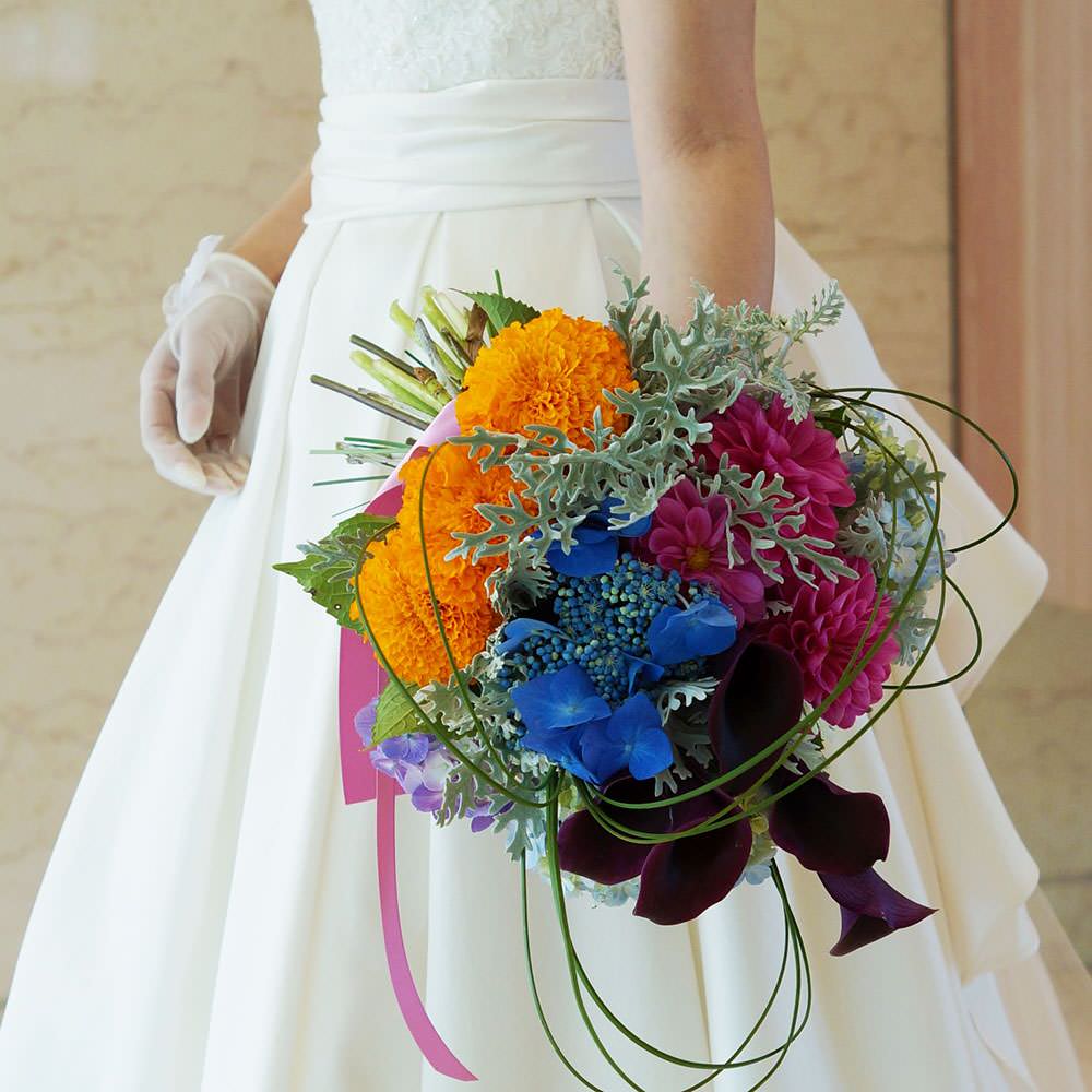 【生花】オーダーメイド クラッチブーケ(ブートニア付) 【結婚式 フラワー 生花 ブーケ ブートニア オーダーメイド】