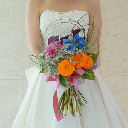 【生花】オーダーメイド クラッチブーケ(ブートニア付) 【結婚式 フラワー 生花 ブーケ ブートニア オーダーメイド】