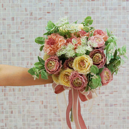 【アートフラワー】アンティークピンククラッチブーケ 【結婚式 フラワー 造花 ブーケ ブートニア】