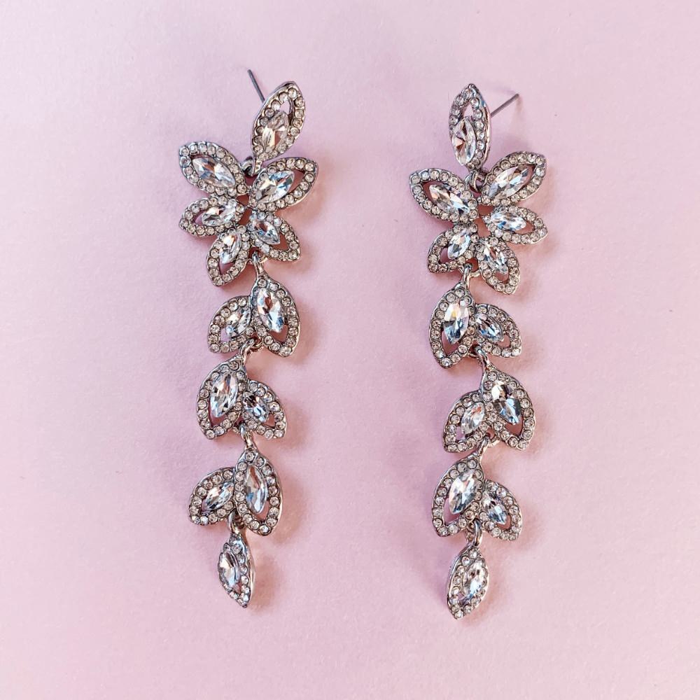 ピアス】Botanical Swing クリスタルピアス/ブライダルアクセサリー
