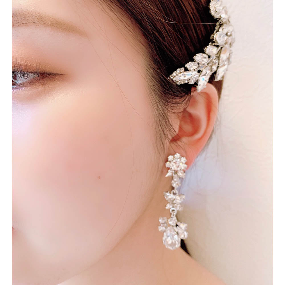 スワロフスキークリスタル使用のウェディングアクセサリー イヤリング/ブライダルアクセサリー 【結婚式 ピアス イヤリング】