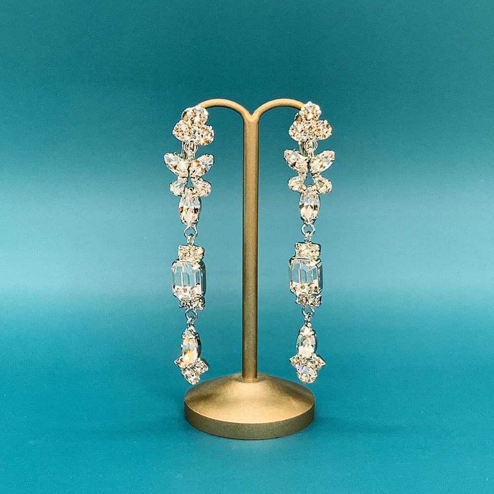 スワロフスキークリスタル使用のウェディングアクセサリー イヤリング/ブライダルアクセサリー 【結婚式 ピアス イヤリング】