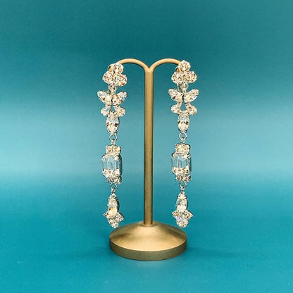 スワロフスキークリスタル使用のウェディングアクセサリー イヤリング/ブライダルアクセサリー 【結婚式 ピアス イヤリング】