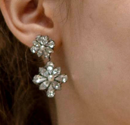 【3泊4日】Elizabeth Bower スワロフスキーイヤリング 【結婚式 ピアス イヤリング レンタル】