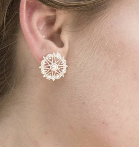 【3泊4日】Elizabeth Bower Lace Crystal ピアス 【結婚式 ピアス イヤリング レンタル】