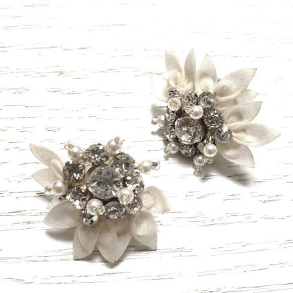 【3泊4日】a.b.Ellie Alice フラワービジューイヤリング 【結婚式 ピアス イヤリング レンタル】