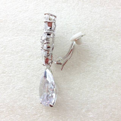 大粒ビジューのイヤリング 【結婚式 ピアス イヤリング レンタル】