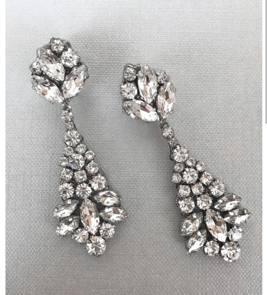 アンティーク風ビジューブライダルイヤリング 【結婚式 ピアス イヤリング レンタル】