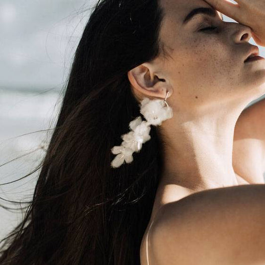 【3泊4日】a.b.Ellie BRYNN フラワーピアス 【結婚式 ピアス イヤリング レンタル】