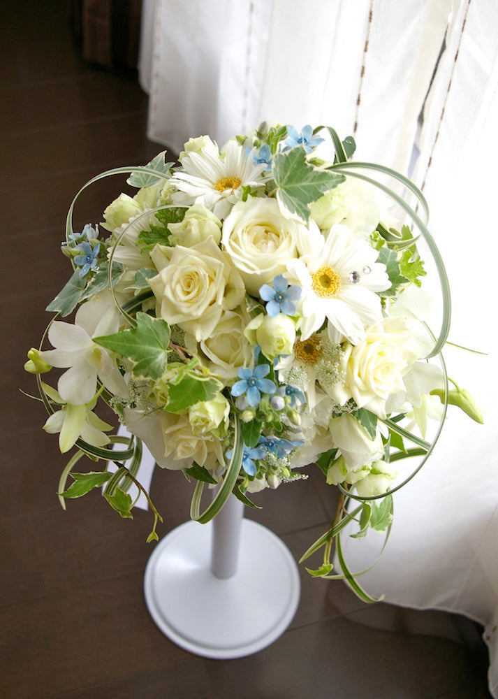 【生花】オーダーメイド/ ラウンドブーケ(グラン・アミューズド)[セットプランEmma02] 【結婚式 フラワー 生花 ブーケ ブートニア オーダーメイド】