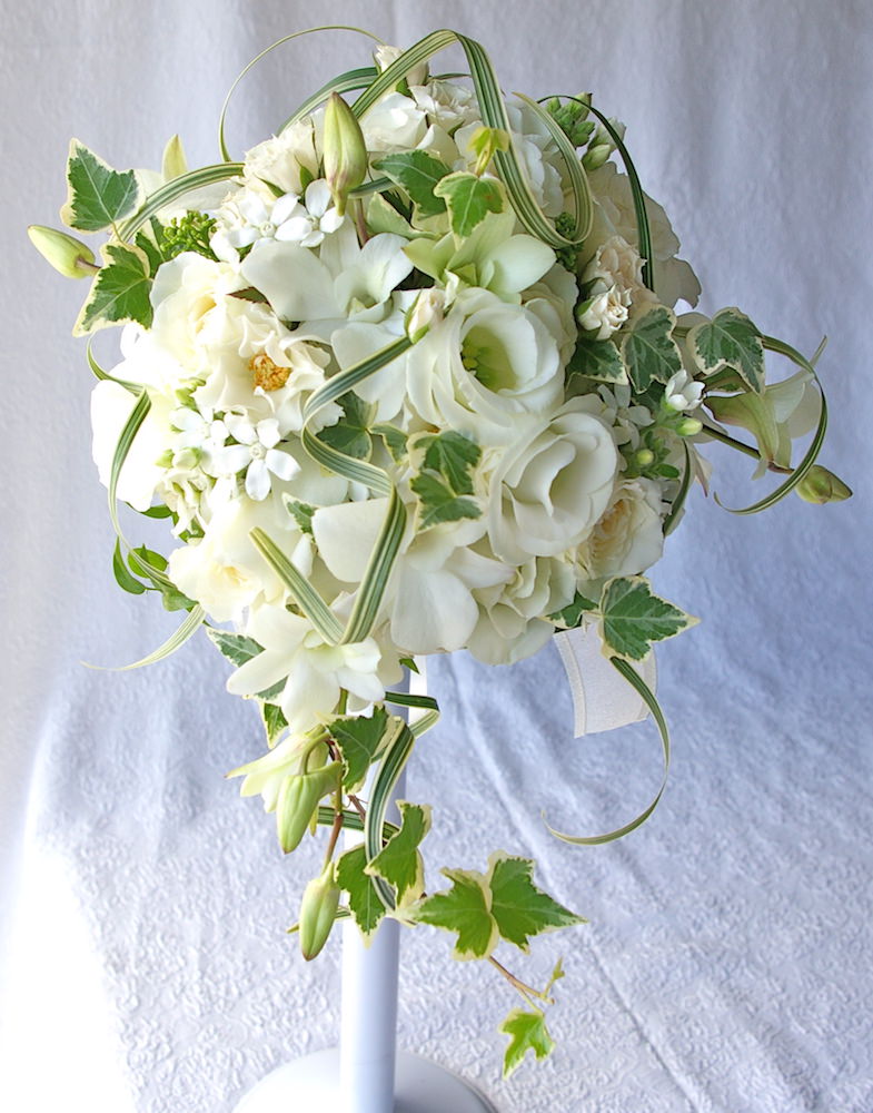 【生花】オーダーメイド/ ラウンドブーケ(グラン・アミューズド)[セットプランEmma02] 【結婚式 フラワー 生花 ブーケ ブートニア オーダーメイド】