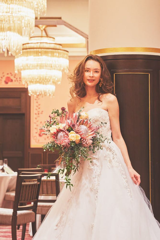 【生花】クラッチブーケ(ワイルドフラワー) 【結婚式 フラワー 生花 ブーケ ブートニア】