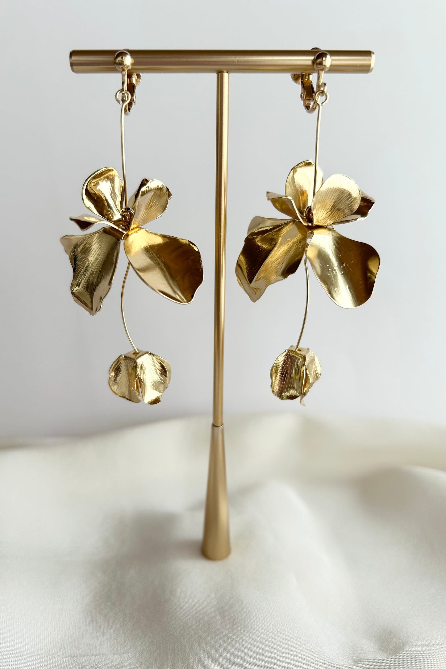 【ピアス・イヤリング】フラワーピアス/イヤリング ~ ブライダルピアス/イヤリング ~ ≪FP-12/FE-12≫【結婚式 ピアス イヤリング】