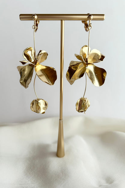 【ピアス・イヤリング】フラワーピアス/イヤリング ~ ブライダルピアス/イヤリング ~ ≪FP-12/FE-12≫【結婚式 ピアス イヤリング】