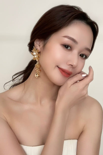 【イヤリングコンバーター対応】フラワーピアス~ ブライダルピアス~ ≪FP-15≫【結婚式 ピアス イヤリング】