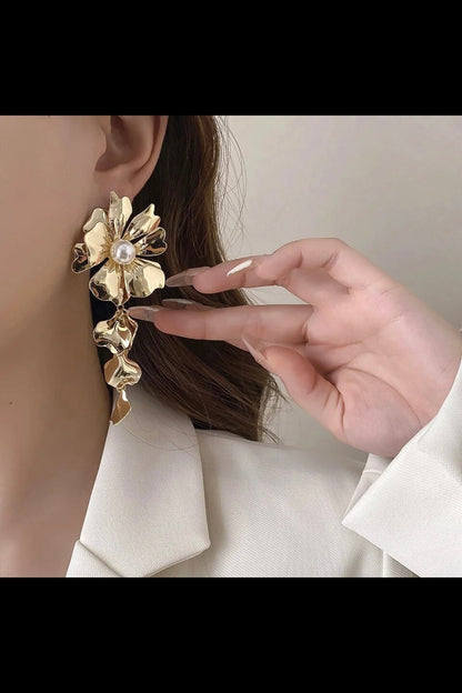 【イヤリングコンバーター対応】フラワーピアス~ ブライダルピアス~ ≪FP-15≫【結婚式 ピアス イヤリング】