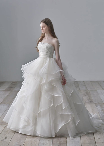 プリンセス 海外風 ALESSA 20693 【ウェディングドレス レンタル】