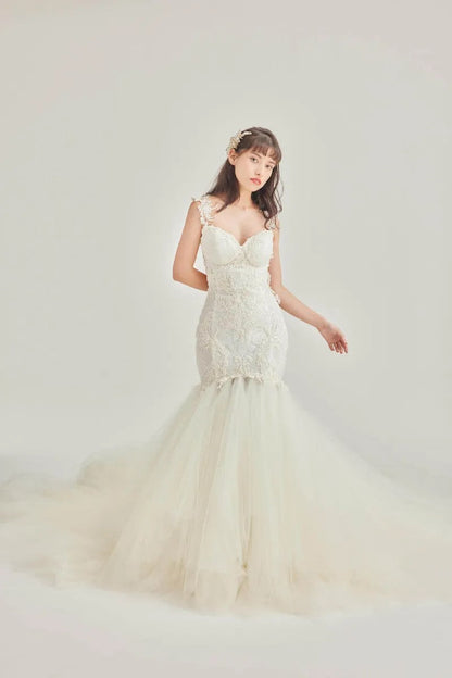 Loretta【ウェディングドレス レンタル】