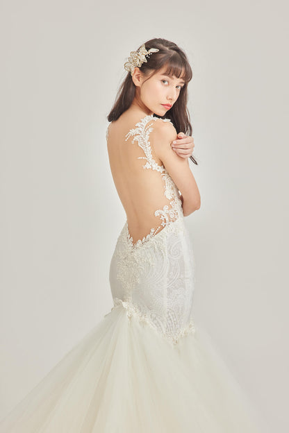 Loretta【ウェディングドレス レンタル】