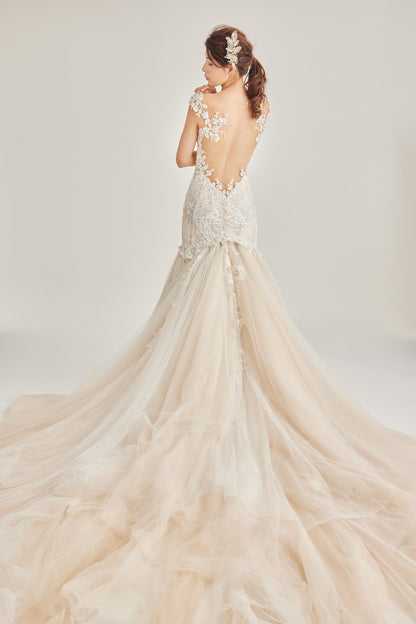 Allegra Brush【ウェディングドレス レンタル】