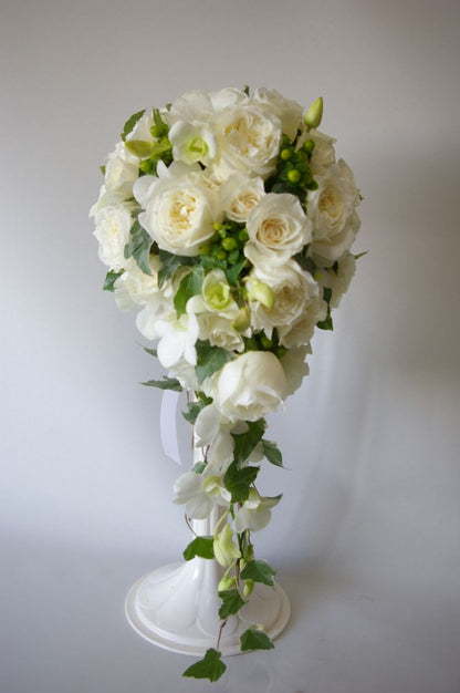 【生花】オーダーメイド/ キャスケードブーケ・クレッセントブーケ[セットプランGrace] 【結婚式 フラワー 生花 ブーケ ブートニア オーダーメイド】
