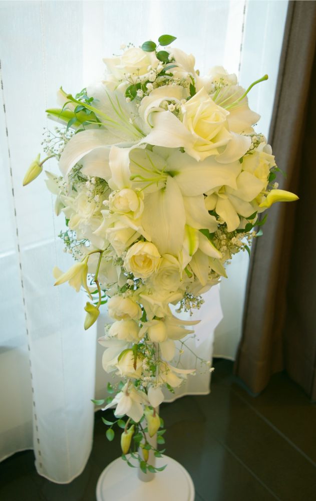 【生花】オーダーメイド/ キャスケードブーケ・クレッセントブーケ[セットプランGrace] 【結婚式 フラワー 生花 ブーケ ブートニア オーダーメイド】