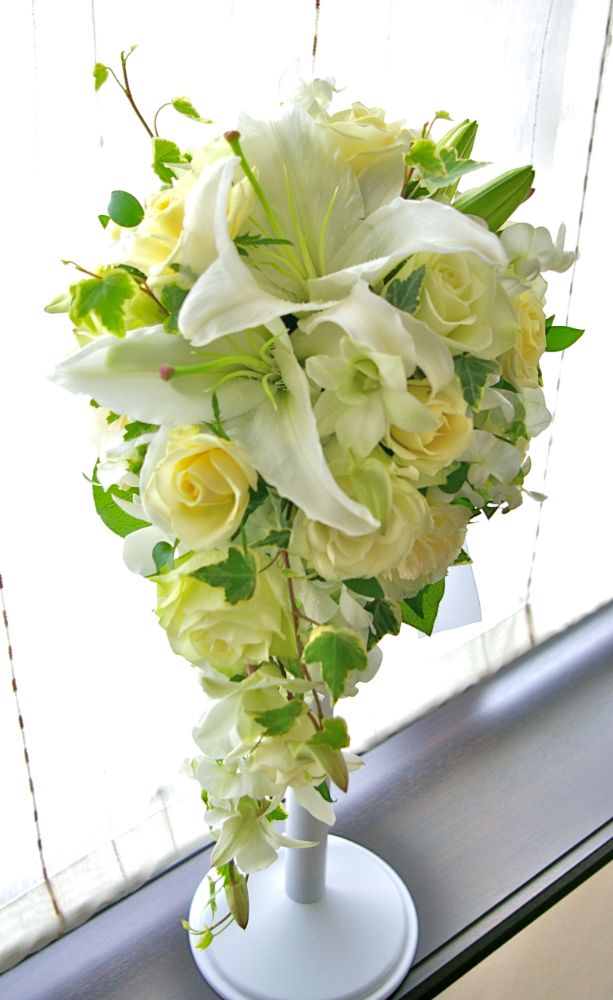 【生花】オーダーメイド/ キャスケードブーケ・クレッセントブーケ[セットプランGrace] 【結婚式 フラワー 生花 ブーケ ブートニア オーダーメイド】