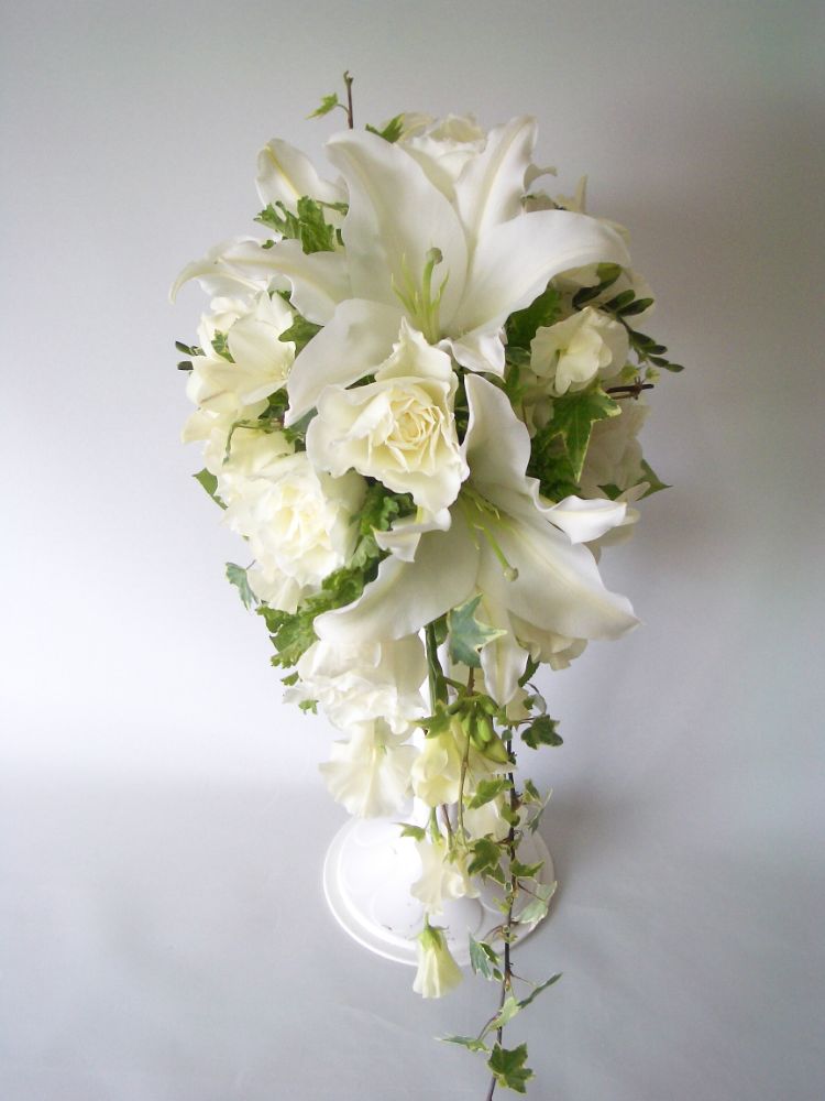 【生花】オーダーメイド/ キャスケードブーケ・クレッセントブーケ[セットプランGrace] 【結婚式 フラワー 生花 ブーケ ブートニア オーダーメイド】