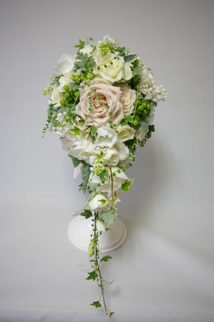 【生花】オーダーメイド/ キャスケードブーケ・クレッセントブーケ[セットプランGrace] 【結婚式 フラワー 生花 ブーケ ブートニア オーダーメイド】