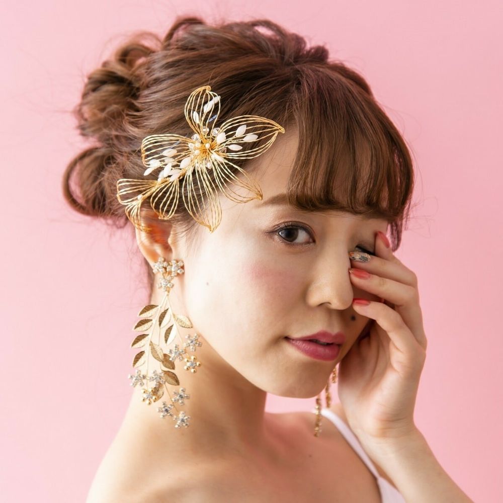 【ヘッドドレス】ゴールドフラワーのヘッドコーム 【結婚式　ヘアアクセサリー】