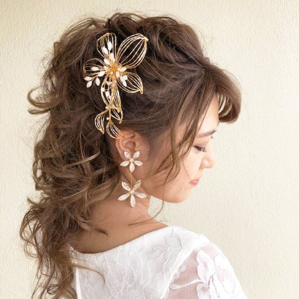 【ヘッドドレス】ゴールドフラワーのヘッドコーム 【結婚式　ヘアアクセサリー】