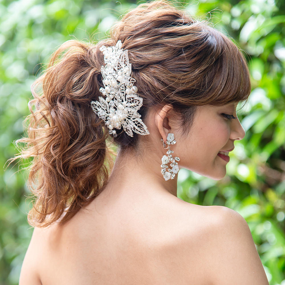 【ヘッドドレス】パールとクリスタルのリーフヘッドドレス/ブライダルアクセサリー 【結婚式　ヘアアクセサリー】