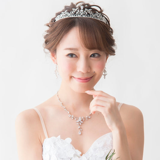 【ティアラ】Botanic キュービックジルコニア ブライダルティアラ 【結婚式 ヘアアクセサリー】