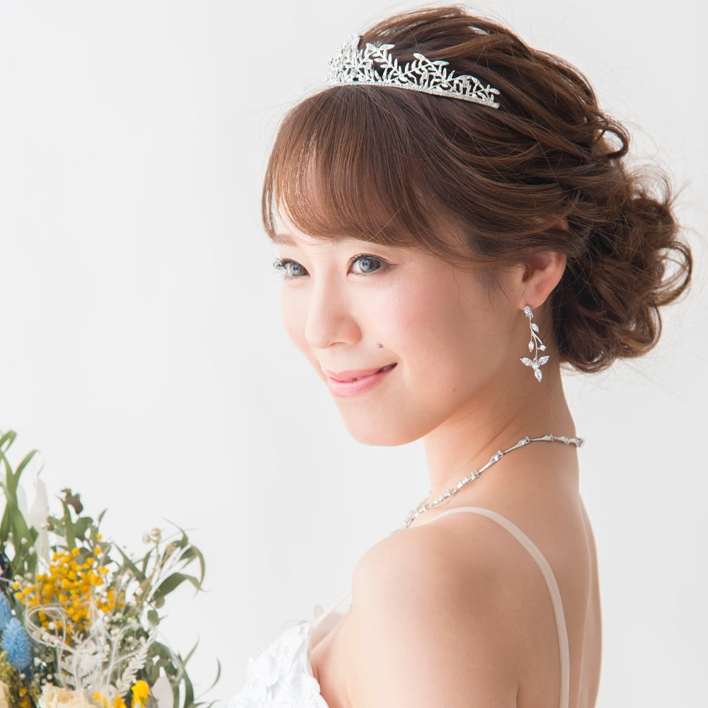 【ティアラ】Botanic キュービックジルコニア ブライダルティアラ 【結婚式　ヘアアクセサリー】