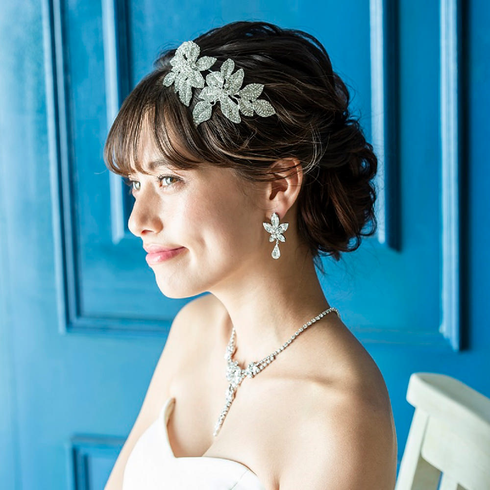 【ティアラ】フラワーbijouxティアラ/ブライダルアクセサリー 【結婚式 ヘアアクセサリー】