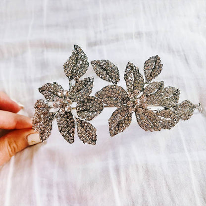 【ティアラ】フラワーbijouxティアラ/ブライダルアクセサリー 【結婚式 ヘアアクセサリー】