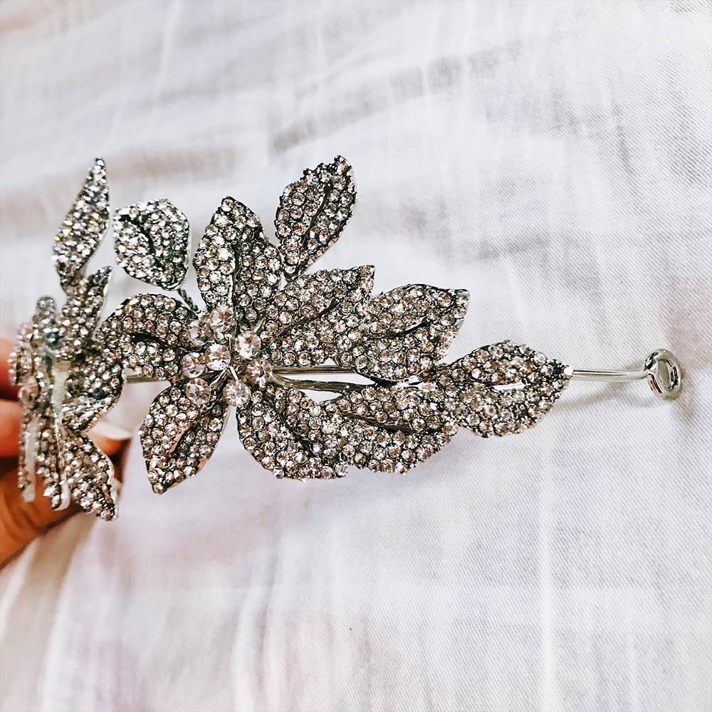 【ティアラ】フラワーbijouxティアラ/ブライダルアクセサリー 【結婚式 ヘアアクセサリー】