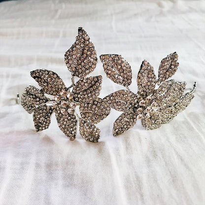 【ティアラ】フラワーbijouxティアラ/ブライダルアクセサリー 【結婚式 ヘアアクセサリー】