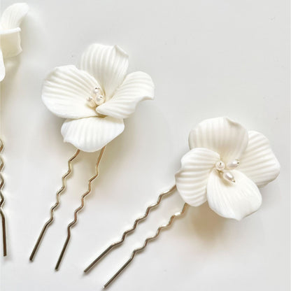 【ヘッドドレス】ホワイト フラワー 4P ヘアピン【結婚式 ヘアアクセサリー】