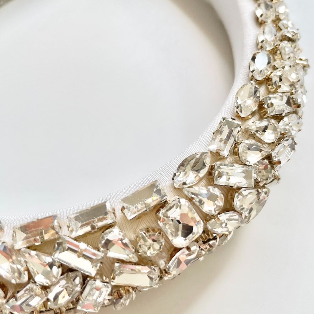 ウェディング アクセサリー【ドロップ ジュエリー カチューシャ】【結婚式 ヘアアクセサリー】