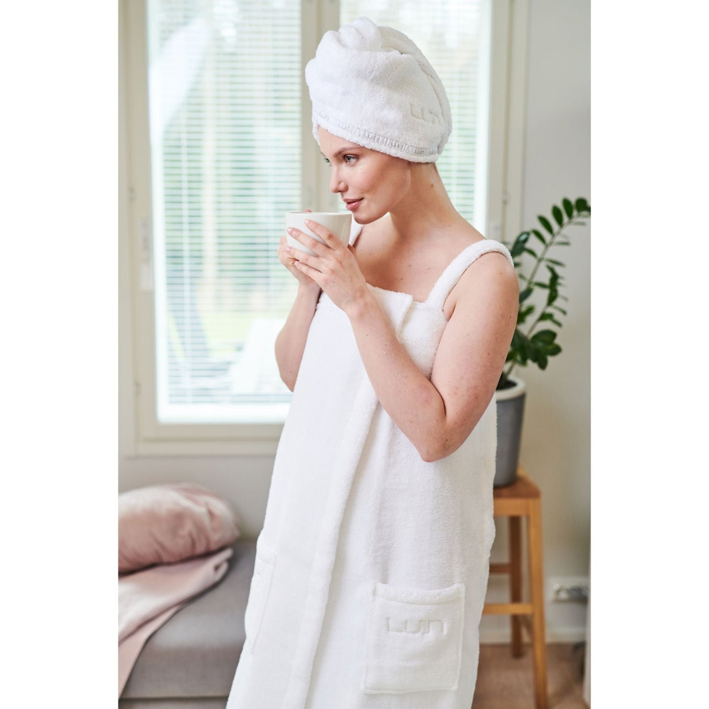 Luin Living 美人ヘアタオル【ホワイト】 【結婚式 ギフト 引き出物 タオル 寝具】