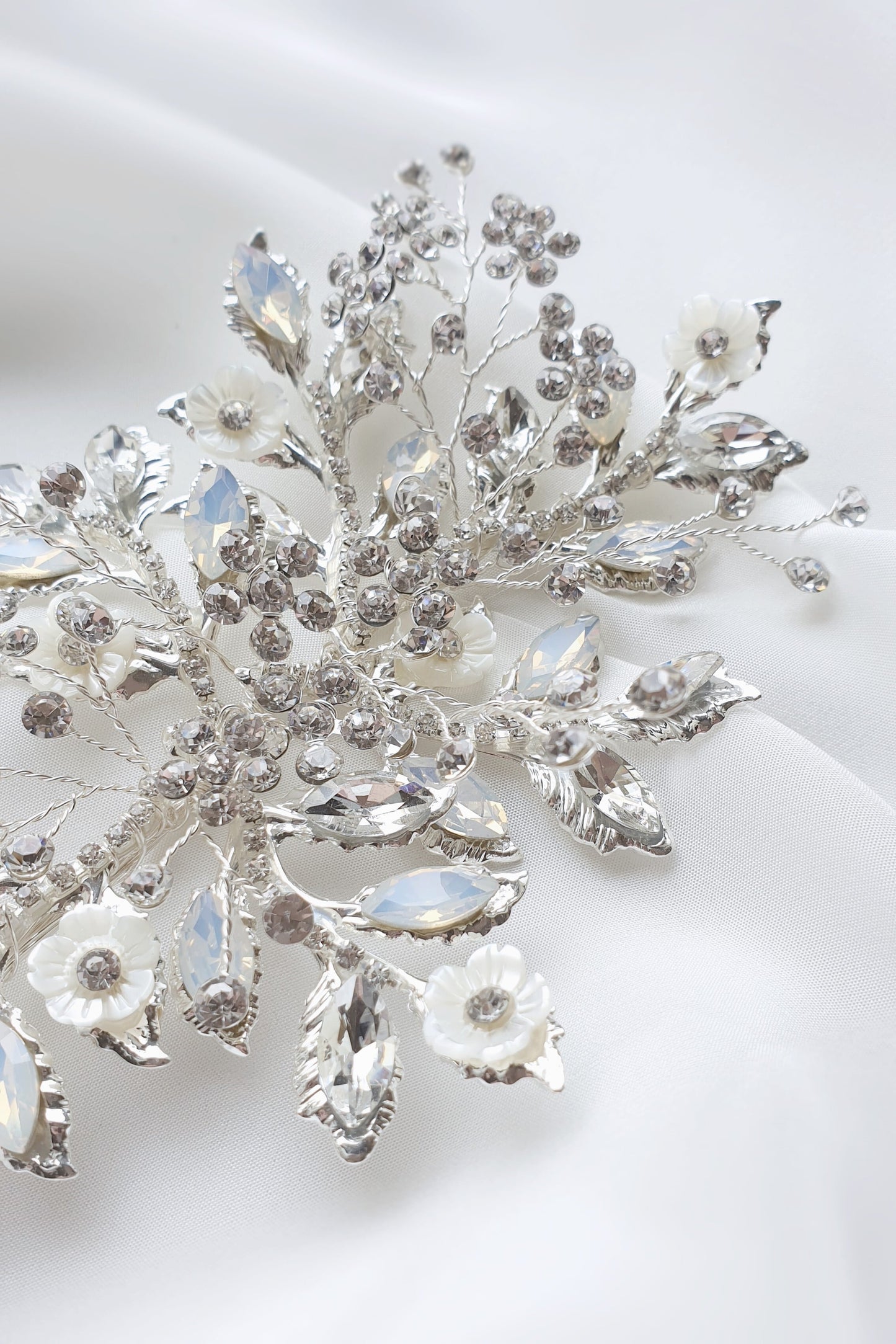 【ヘッドドレス】~ブライダルヘッドドレス~ ≪HD-27≫ 【結婚式 ヘアアクセサリー】