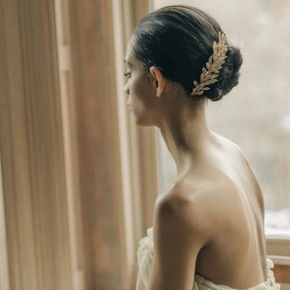 【3泊4日】Jennifer Behr Arielle Comb Crystal HD432 【結婚式 ヘアアクセサリー レンタル】