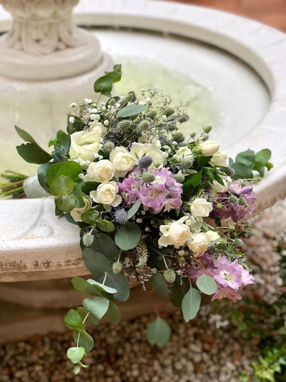 【生花】ナチュラルクラッチブーケ&ブートニア 【結婚式 フラワー 生花 ブーケ ブートニア オーダーメイド】