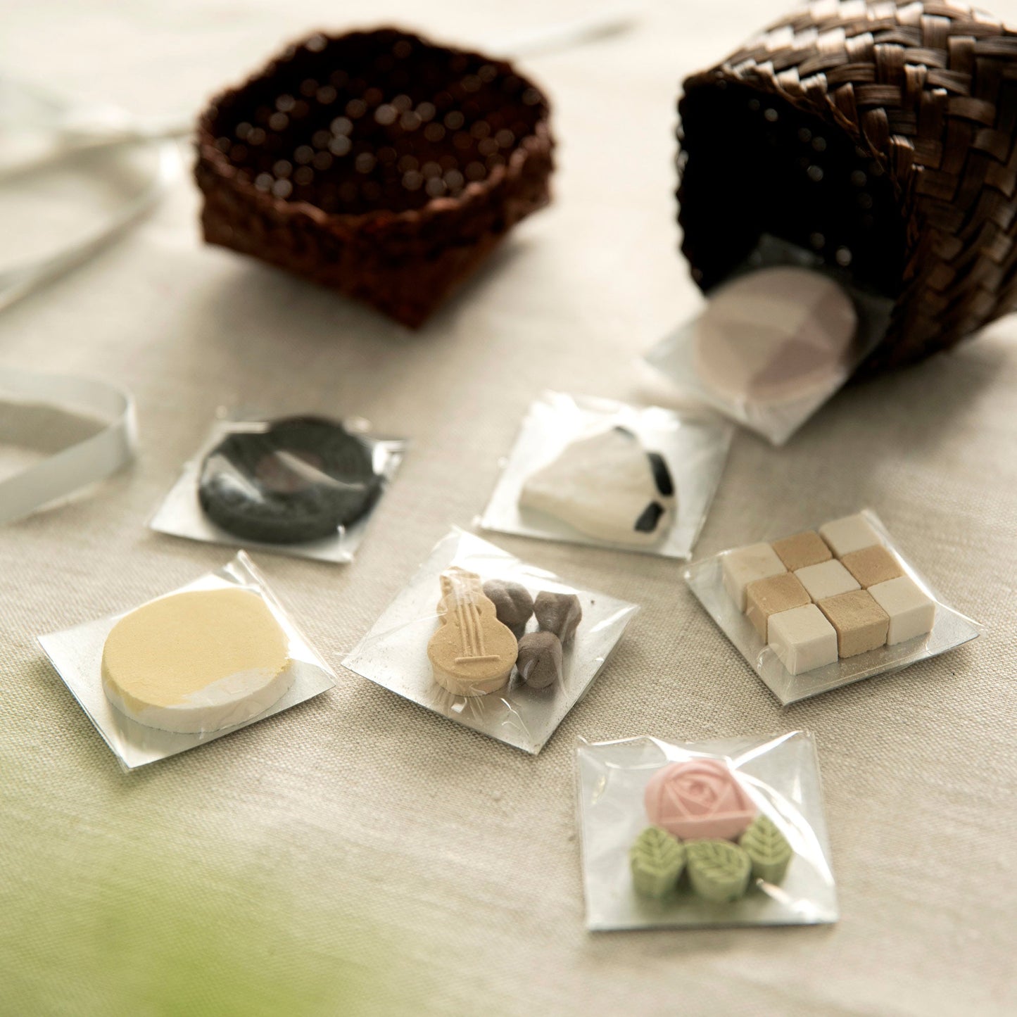 プチギフト(ギターと豆) 【結婚式 引き菓子 プチギフト お菓子】