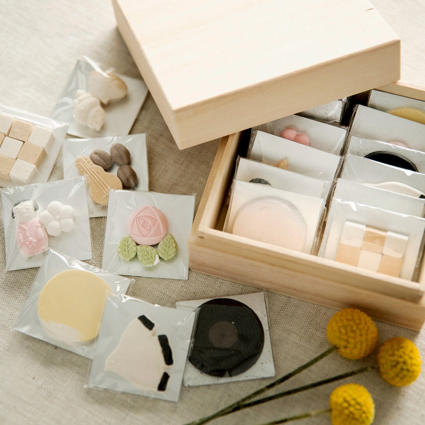 桐箱の詰め合わせギフト 【結婚式 ギフト 食品 引き菓子 和菓子】